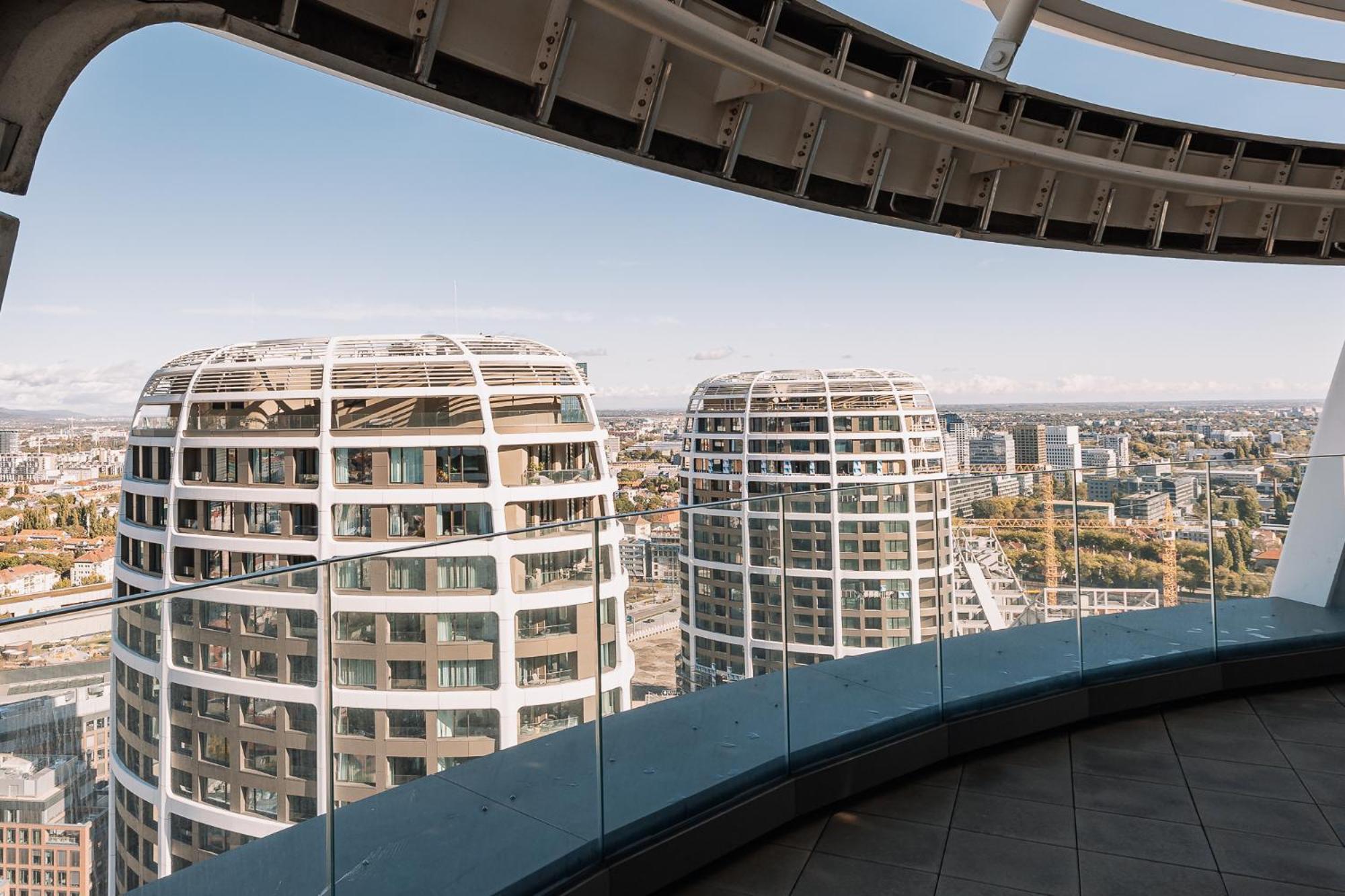 Skau Blue Residence In Sky Park 21 Floor 2 Tower Panoramic View Free Parking Pressburg Exterior foto